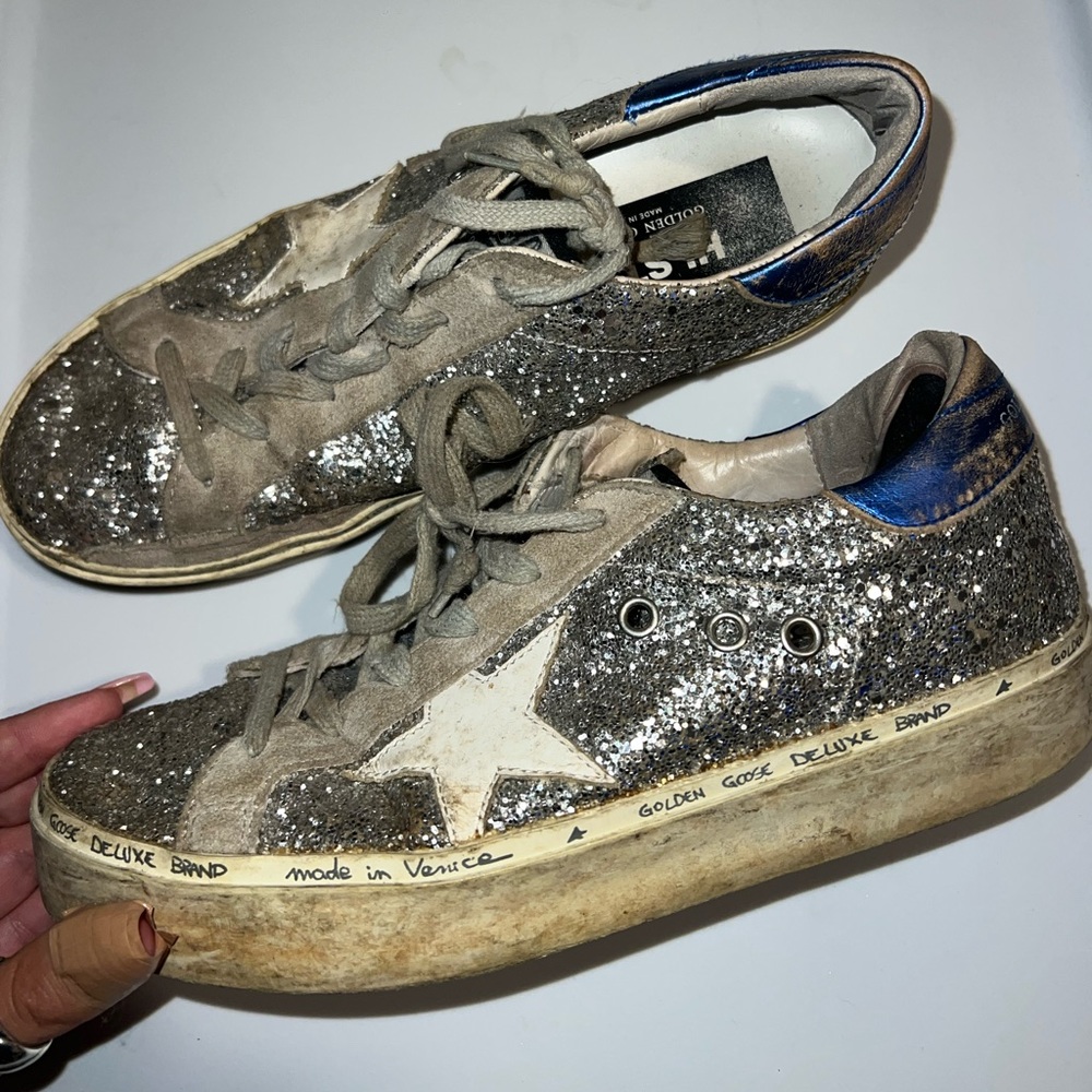 Authentic golden gooses